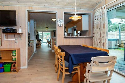 10 Personen Ferienhaus in Oksbøl-By Traum