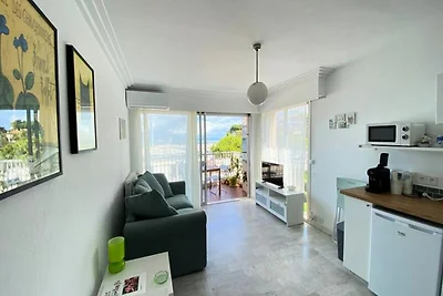 Wohnung in Antibes bei Salis Strand