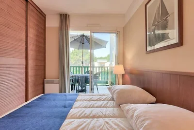 Appartement in Carcans bij bos & strand