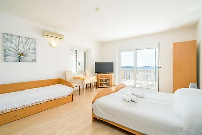 Apartments Marnic Blue Chill- Comfort Studio ...