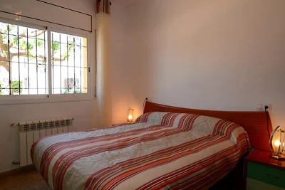 Villa a LEscala con piscina