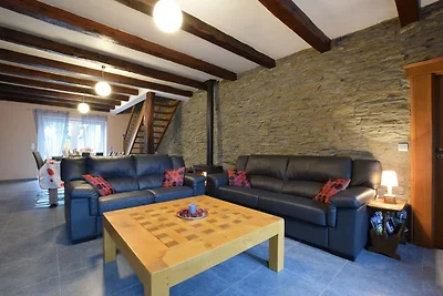 Schönes Ferienhaus in Neufchâteau am Wald