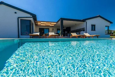 Villa in Barban mit Schwimmbecken
