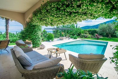 Studio in Villa Arta