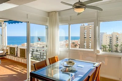 Wohnung im 8. Stock mit Meerblick, Balkon
