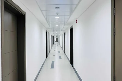 Ampio monolocale al JLT |parcheggio gratuito