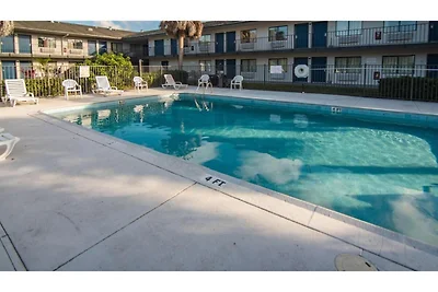 Motel 6 Ft. Pierce, FL | 2 Doppelbetten