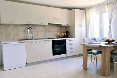 Holiday Home Mumy - Four Bedroom Holiday Home...
