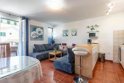 Apartment Zara - Two Bedroom Apartment with B...