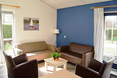 Chalet przy kanale Prinses Margriet