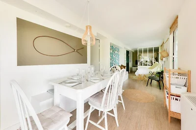 Apartment am Fluss Pénérf mit Pool