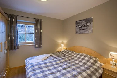 Chalet in Königsleiten bij Skilift