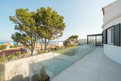 Moderne villa in L'Escala