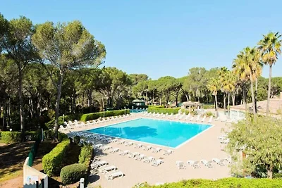 Ferienhaus in Saint-Raphaël mit Pool