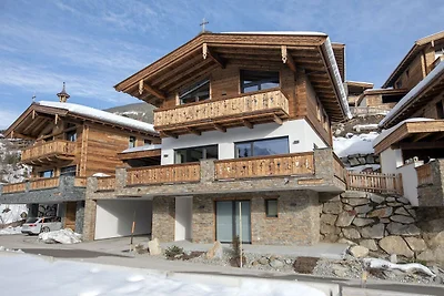 Luxe chalet met 3 badkamers, vlakbij een...
