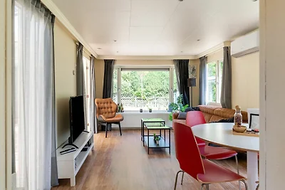 Chalet in Grenspark Kalmhoutse Heide nabij...