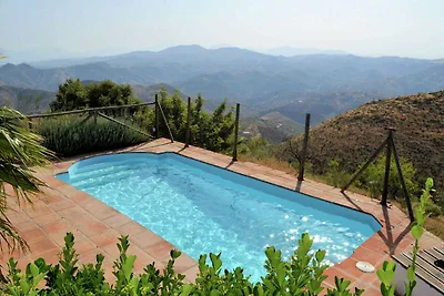 Casa vacanza con vista sulle montagne ad...