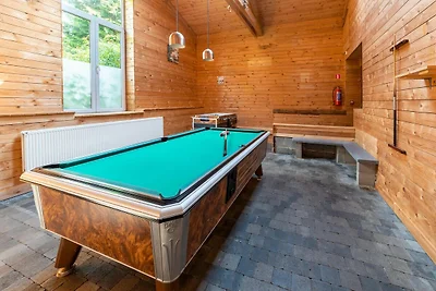 Herrenhaus mit Schwimmbad und Sauna
