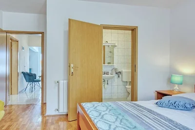 Apartament wakacyjny w Puli z basenem