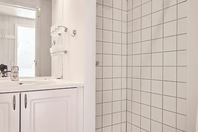 8 Personen Ferienhaus in Nexø-By Traum