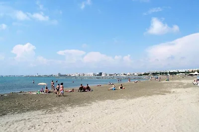 Appartement in Aigues-Mortes vlakbij het...