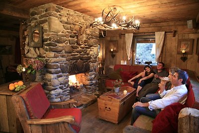 Schönes Chalet mit Jacuzzi und Sauna in...