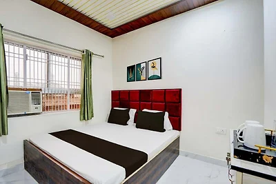 POP 83829H Bhagwati-Palast