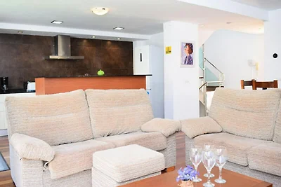 Villa in Playa de Muro met privézwembad