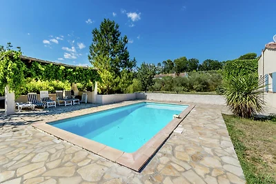 Villa in Saint Antonin du Var mit Pool