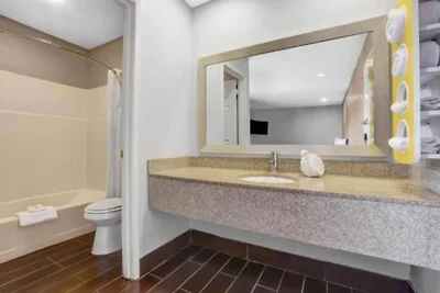 1letto matrimoniale kingsize|Vietato...