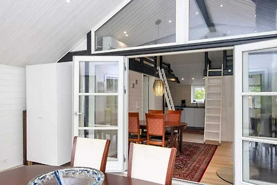 Verzaubertes Ferienhaus mit Whirlpool-By...