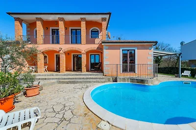 Villa Imagine mit beheiztem Pool