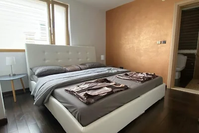 Five Bedroom Villa with Terrace and Garden