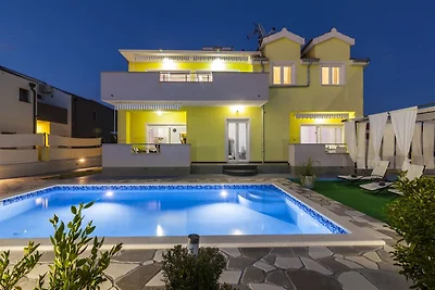 MY DALMATIA - Sea view Villa Brodarica