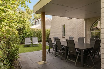 Vriendelijk huis met sauna en sunshower