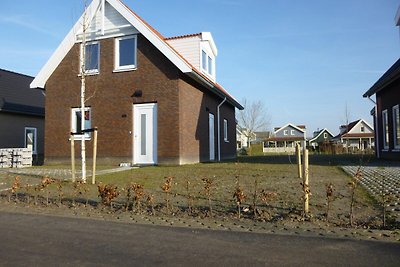 Schönes Ferienhaus in Simonshaven am wasser