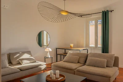 Saint-Tropez: Helle Wohnung in Hafennähe