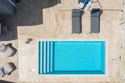 Studio am Wasser in Maroulas