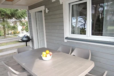 Ferienhaus f�r 6 Personen mit Pool in...