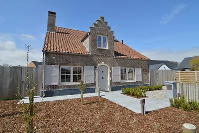 Charmantes Ferienhaus mit Whirlpool in...