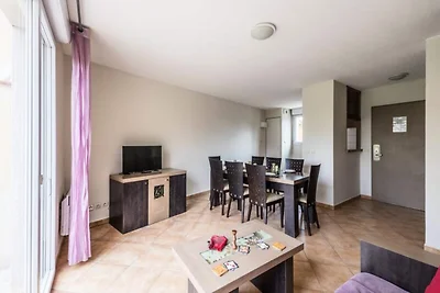 Villa in Rousset mit Pool und Terrasse