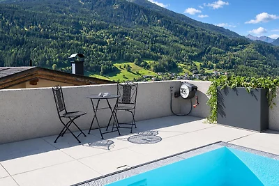 Villa in Tirol mit Pool
