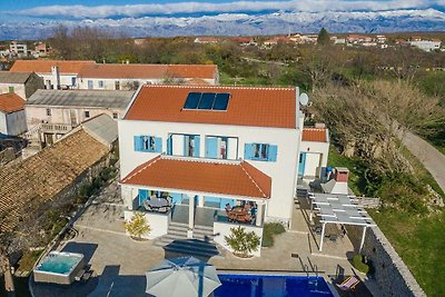 Stupenda villa con jacuzzi e sauna a Poljica