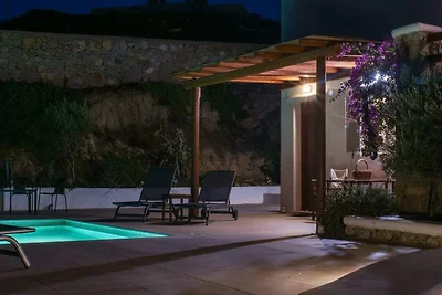 Villa Ano Mera mit privatem Pool