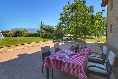 Villa pro Person mit Wald