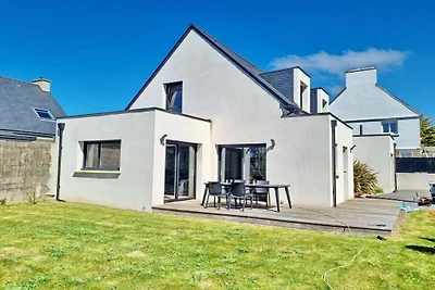 Moderne villa van 710 m² op 100 meter van het...