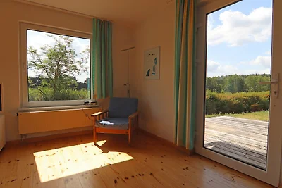 Vakantiehuis met groot terras aan het water