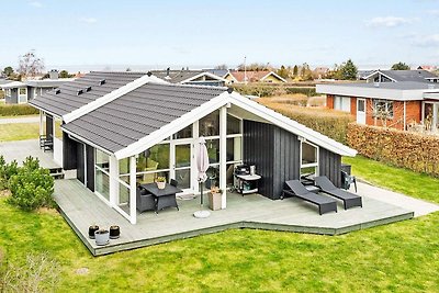 8 Personen Ferienhaus in Bogense-By Traum