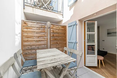 Herrlich renovierte 2-Zimmer-Wohnung - Terras...