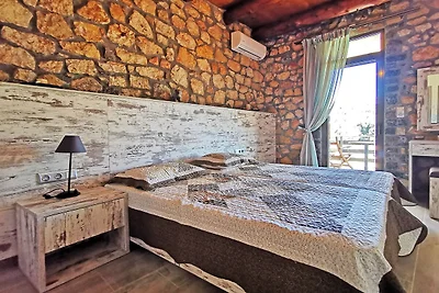 Cottage in Plakias met zwembad en uitzicht